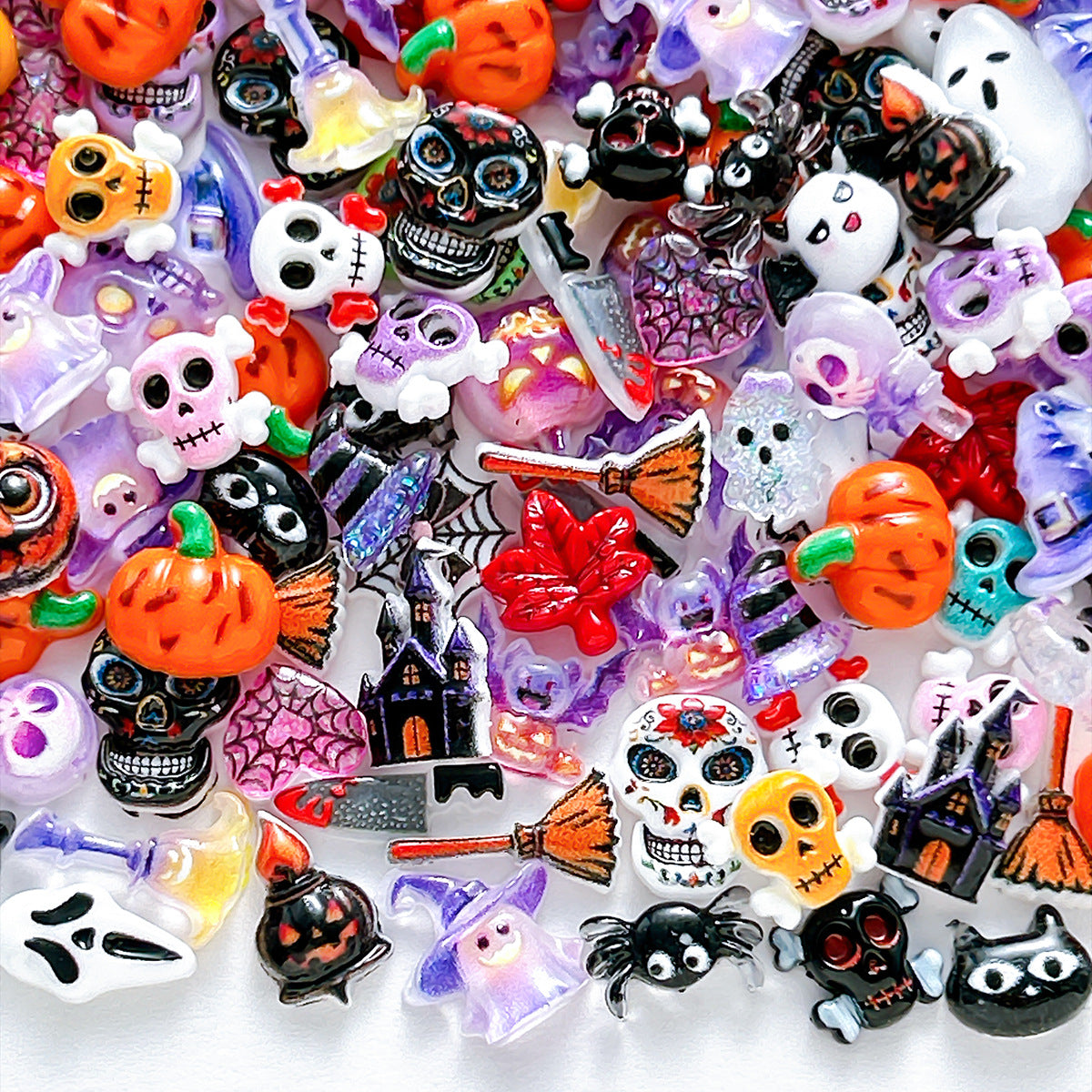 100Pcs Mixed Resin Nail Art Decorations