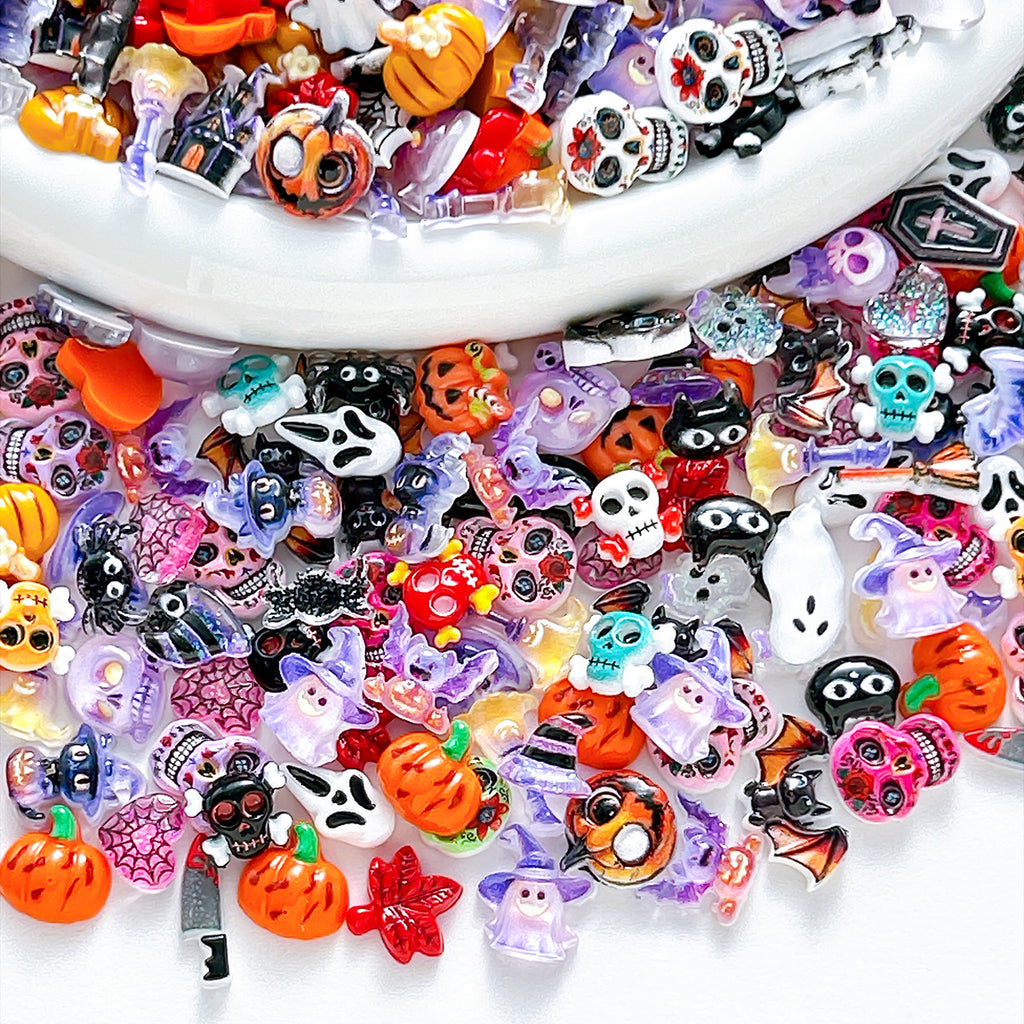 100Pcs Mixed Resin Nail Art Decorations